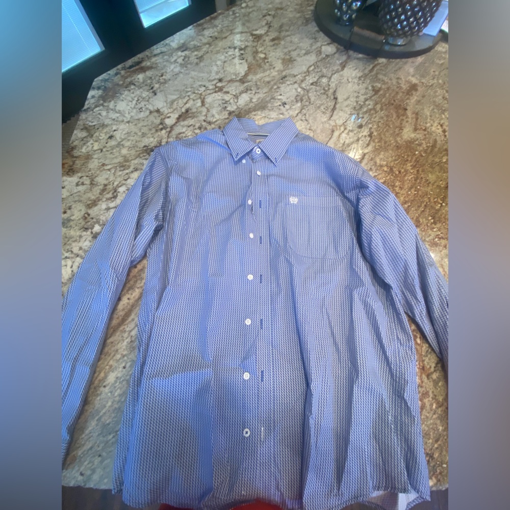 Men’s cinch button up!!